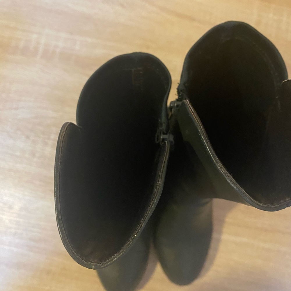 Boot heels - Picture 2 of 3